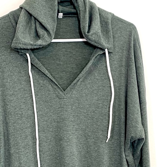 Sage green long sleeve hoodie shirt top, sz SM - Picture 10 of 16